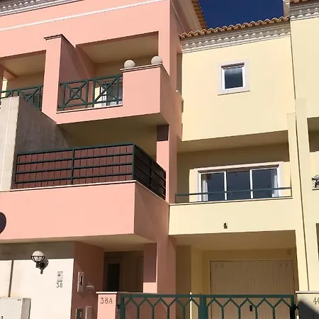 Casa Amigavel Da Terra Sesimbra